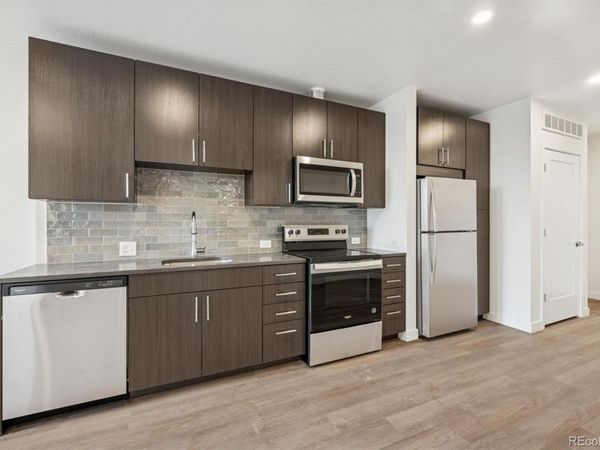 639 29th St, Unit 209, Denver, CO 80205