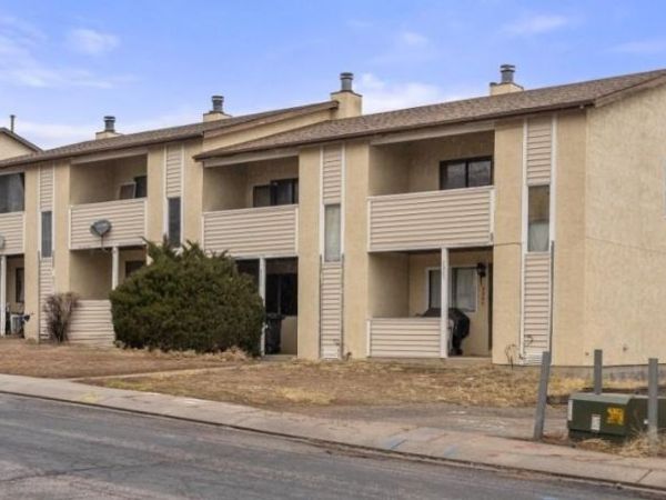 2305 Split Rock Drive, Colorado Springs, CO 80919