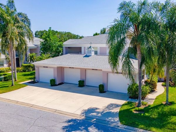 5634 SHEFFIELD GREENE CIRCLE, Unit 18, SARASOTA, FL 34235