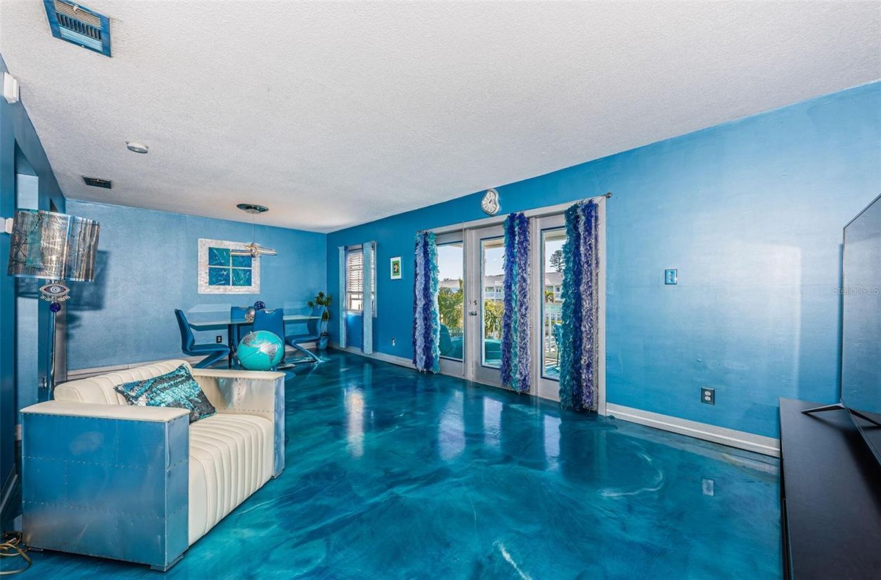 5011 Starfish Drive Se, Unit C, Saint Petersburg, FL 33705 Photo