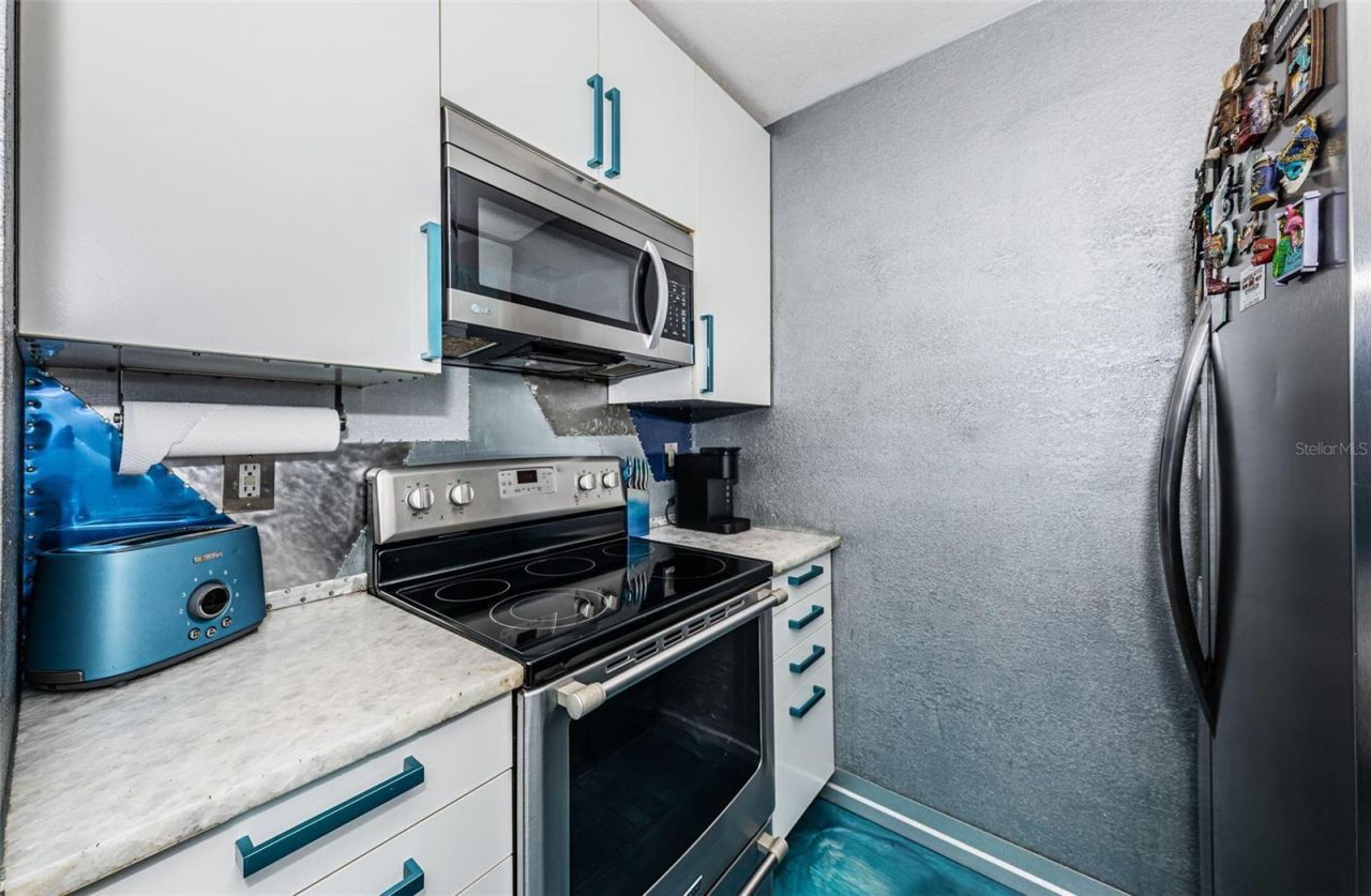 5011 Starfish Drive Se, Unit C, Saint Petersburg, FL 33705 Photo