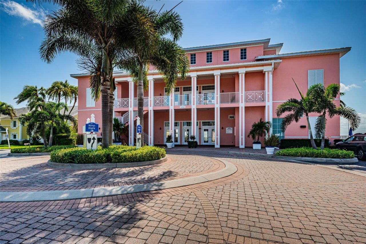 5011 Starfish Drive Se, Unit C, Saint Petersburg, FL 33705 Photo