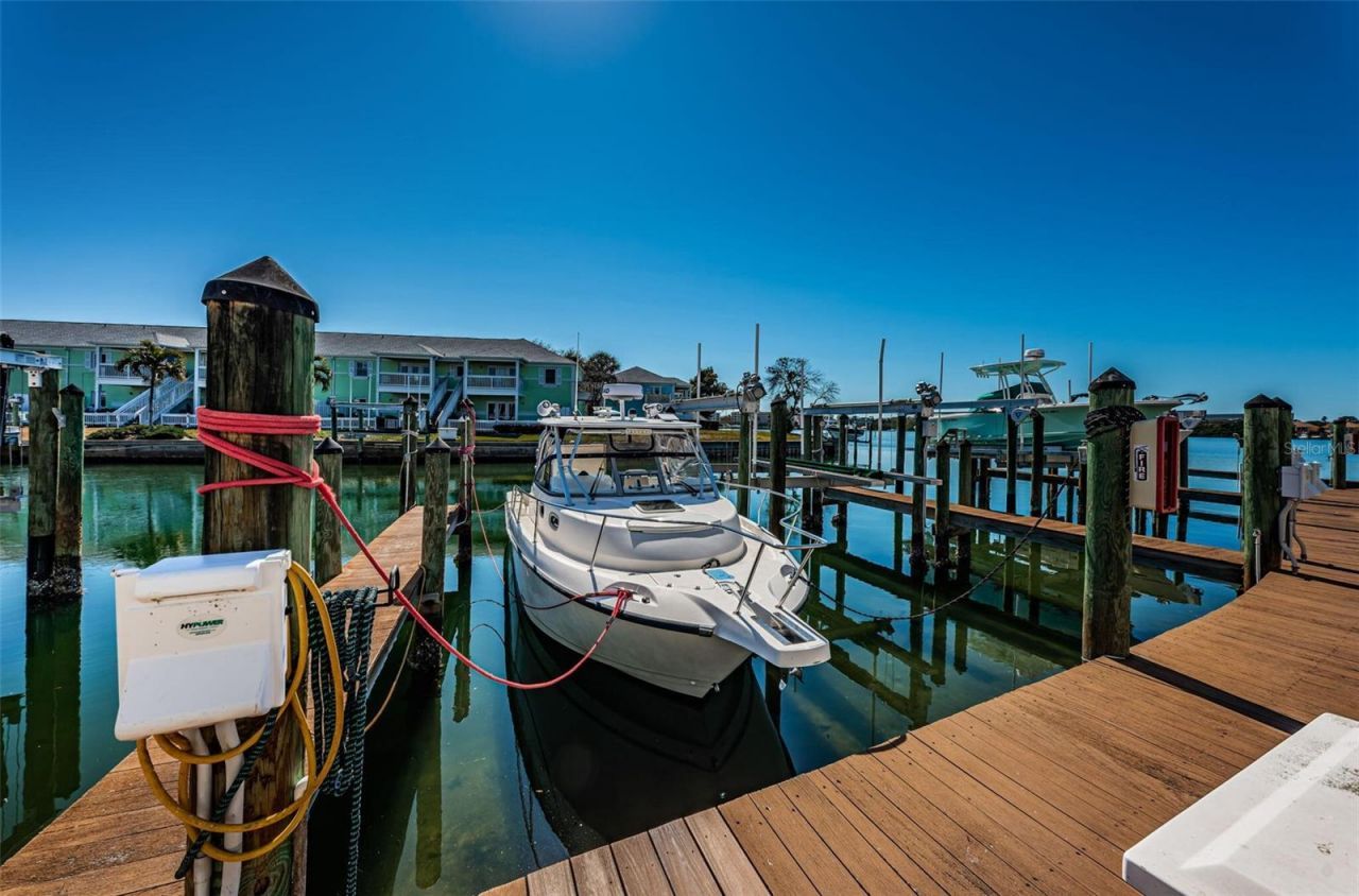 5011 Starfish Drive Se, Unit C, Saint Petersburg, FL 33705 Photo