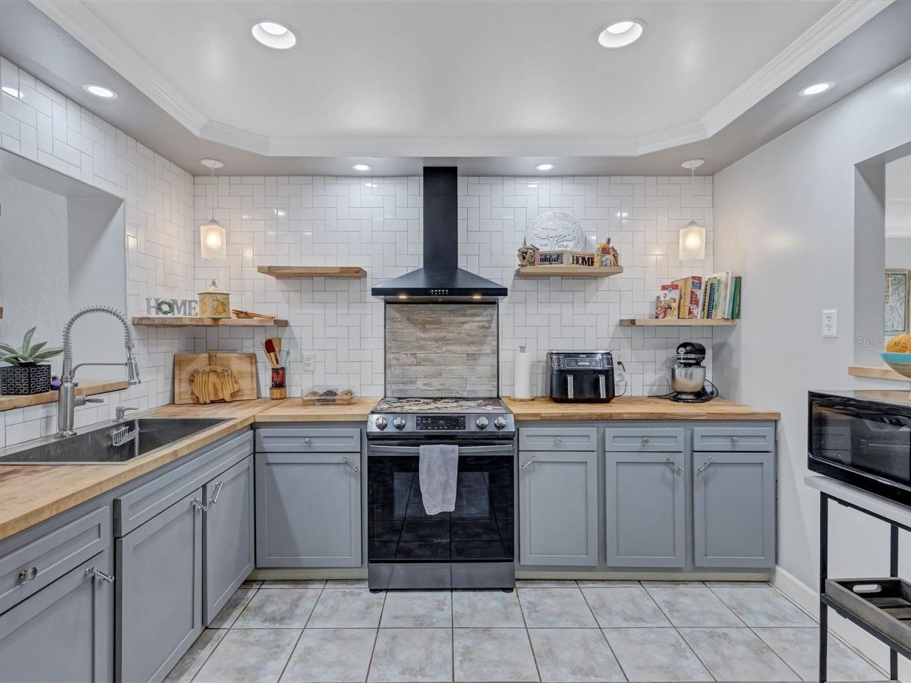 4451 14th Avenue N, Saint Petersburg, FL 33713 Photo