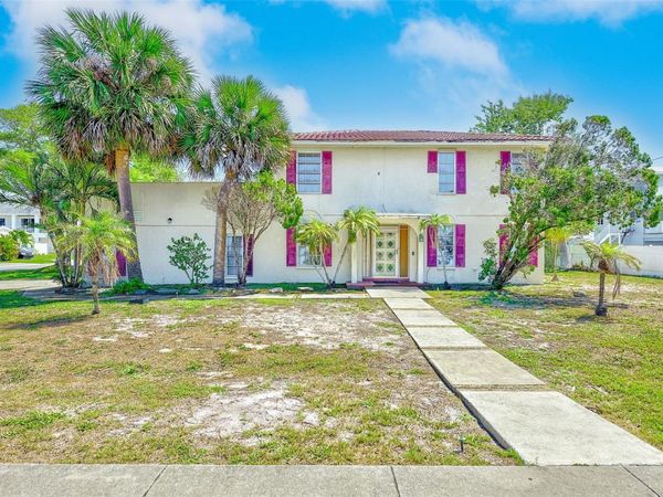 205 GULF BOULEVARD , BELLEAIR BEACH, FL 33786