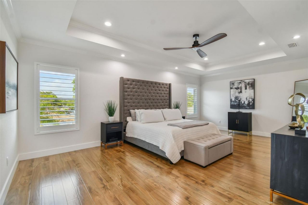 4835 W Bay Villa Avenue, Tampa, FL 33611 Photo