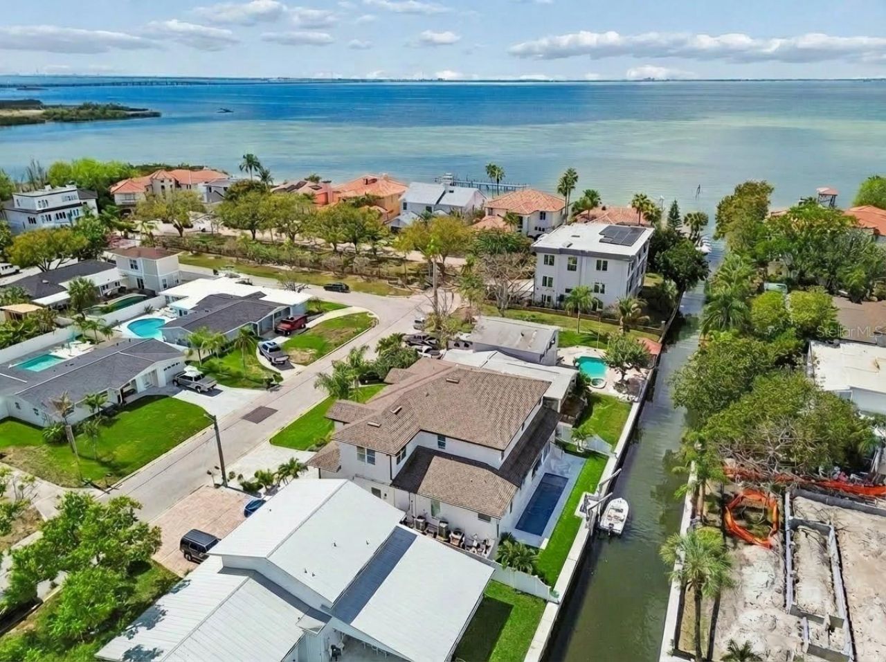 4835 W Bay Villa Avenue, Tampa, FL 33611 Photo