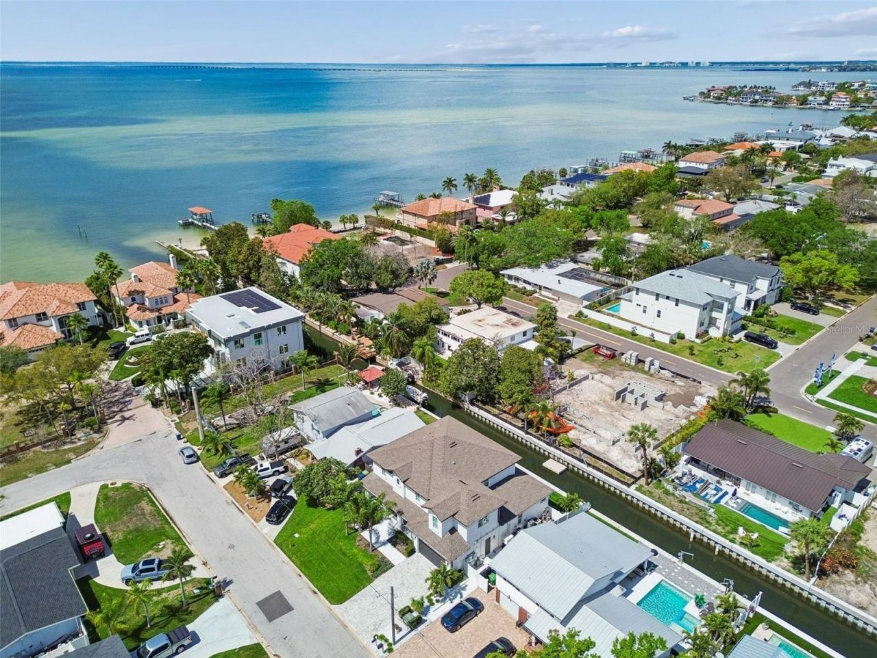 4835 W Bay Villa Avenue, Tampa, FL 33611 Photo