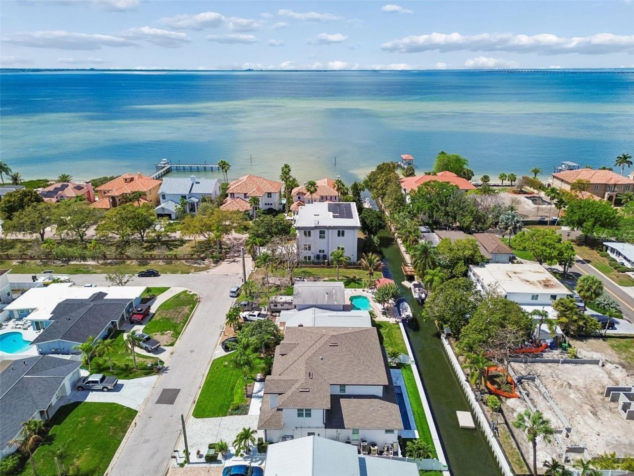 4835 W Bay Villa Avenue, Tampa, FL 33611 Photo