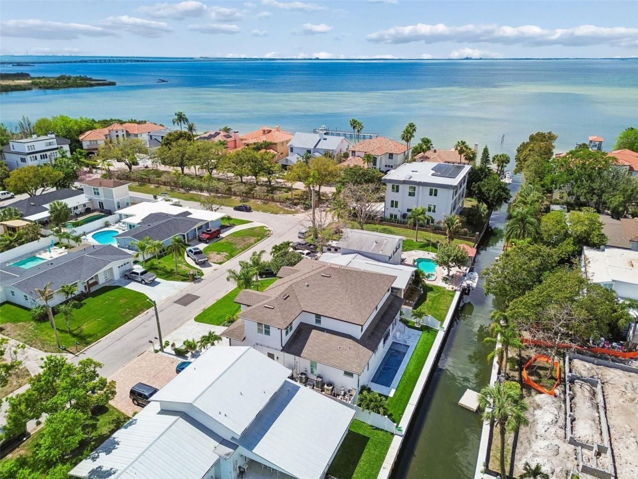 4835 W Bay Villa Avenue, Tampa, FL 33611 Photo