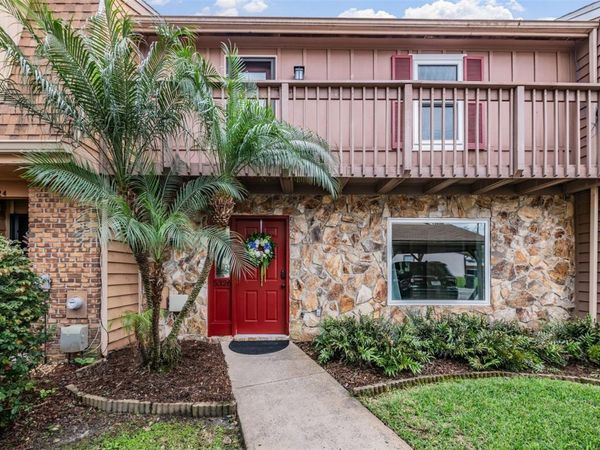 5326 RIDGEWELL COURT , TAMPA, FL 33624