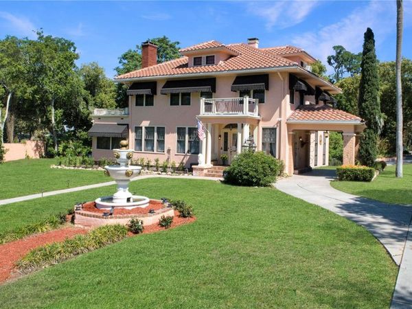 347 E 3RD AVENUE, MOUNT DORA, FL 32757