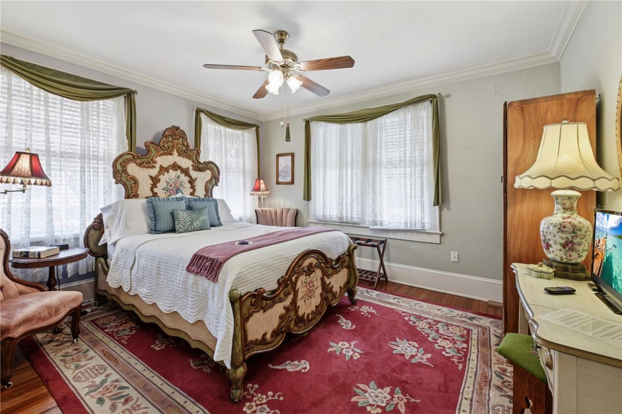 347 E 3rd Avenue, Mount Dora, FL 32757 Photo