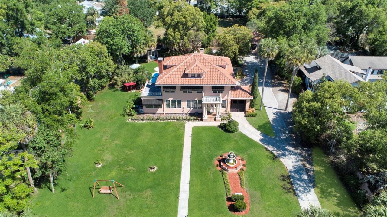 347 E 3rd Avenue, Mount Dora, FL 32757 Photo