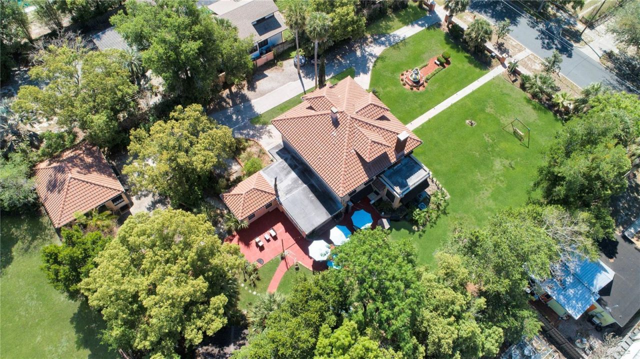 347 E 3rd Avenue, Mount Dora, FL 32757 Photo