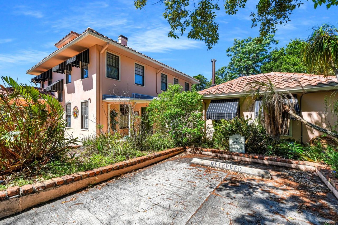 347 E 3rd Avenue, Mount Dora, FL 32757 Photo