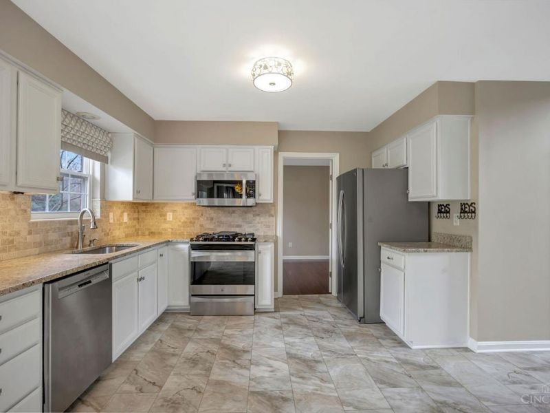 7880 Austin Ridge Drive, Cincinnati, OH 45247 Photo 19