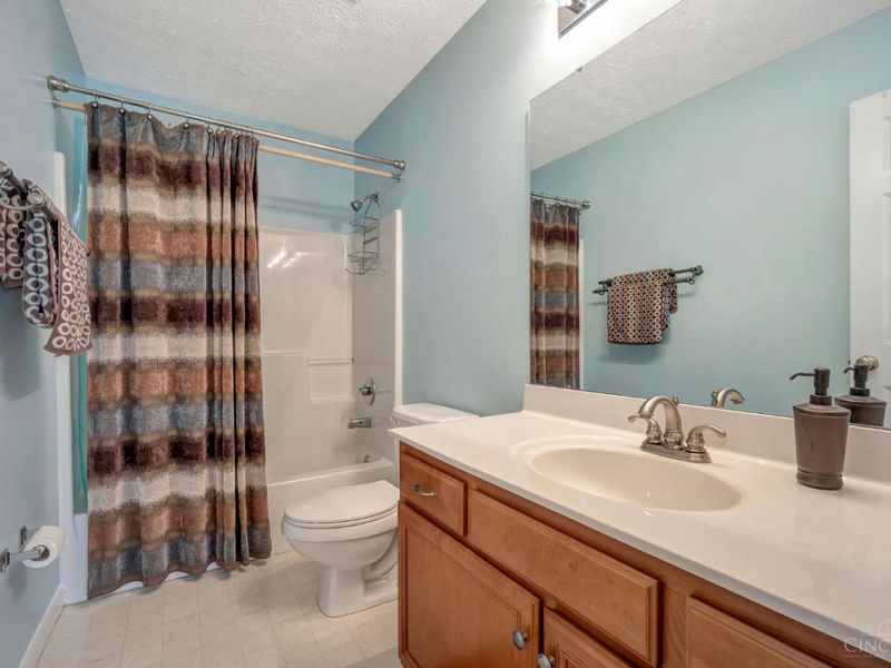 7880 Austin Ridge Drive, Cincinnati, OH 45247 Photo 30