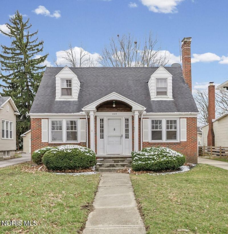 423 1st Street, Findlay, OH 45840 Main Photo