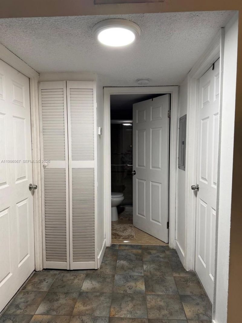 6425 W 27th Ct, Unit 102-6, Hialeah, FL 33016 Photo