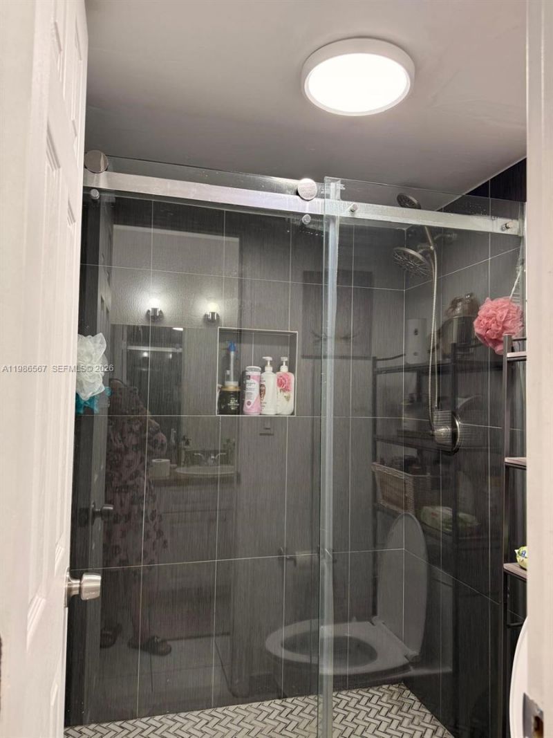 6425 W 27th Ct, Unit 102-6, Hialeah, FL 33016 Photo