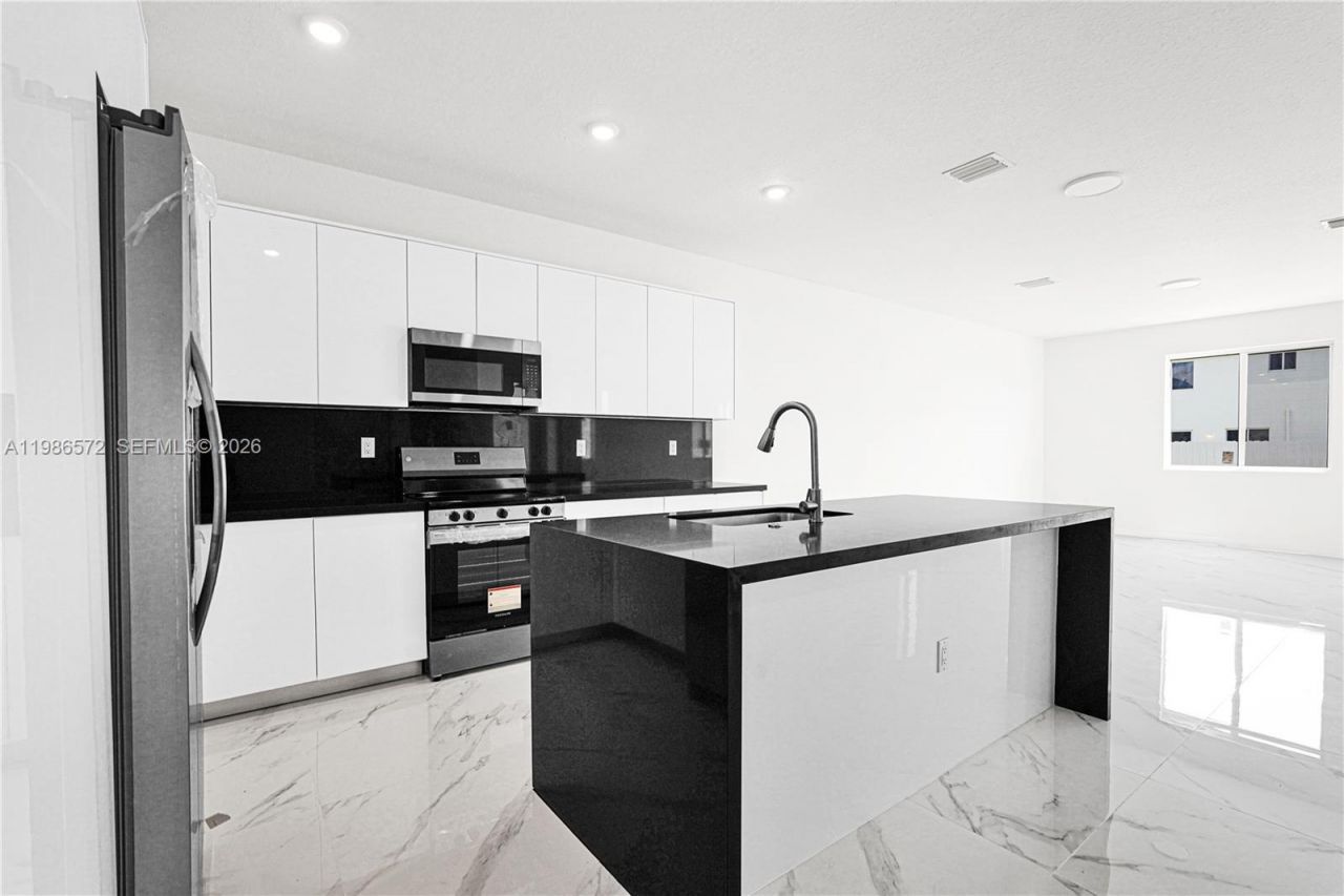 22555 SW 125th Ave , Miami, FL 33170 Photo