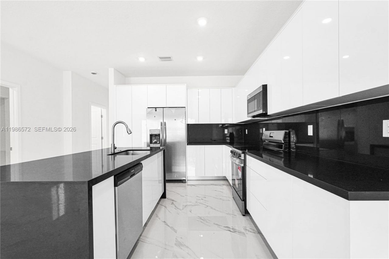 22555 SW 125th Ave , Miami, FL 33170 Photo