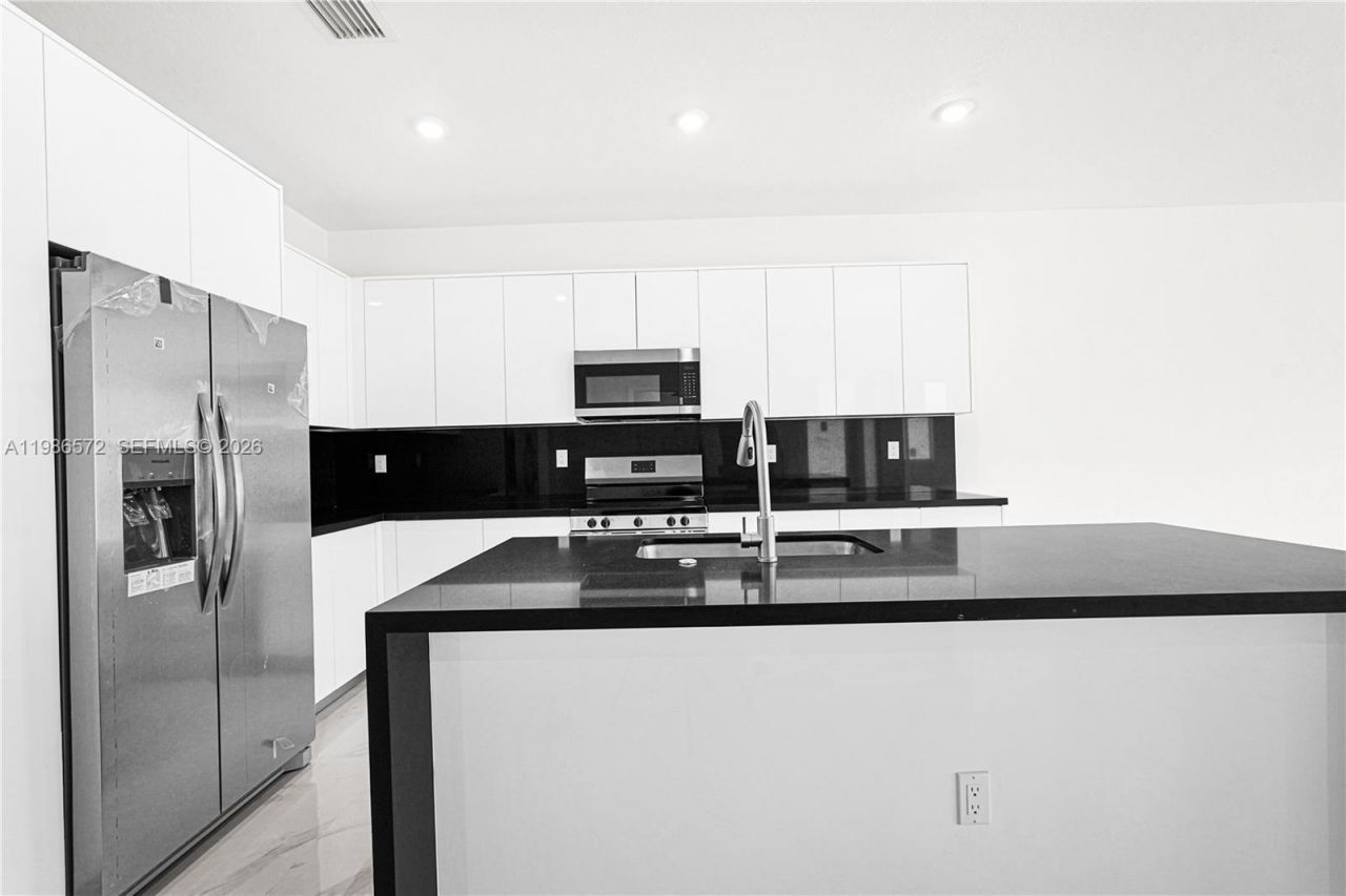 22555 SW 125th Ave , Miami, FL 33170 Photo