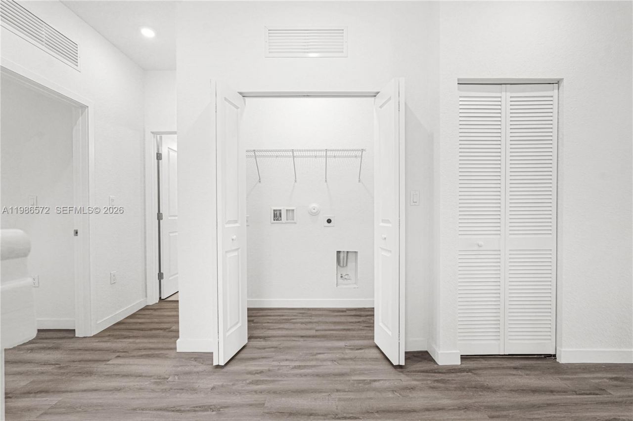 22555 SW 125th Ave , Miami, FL 33170 Photo