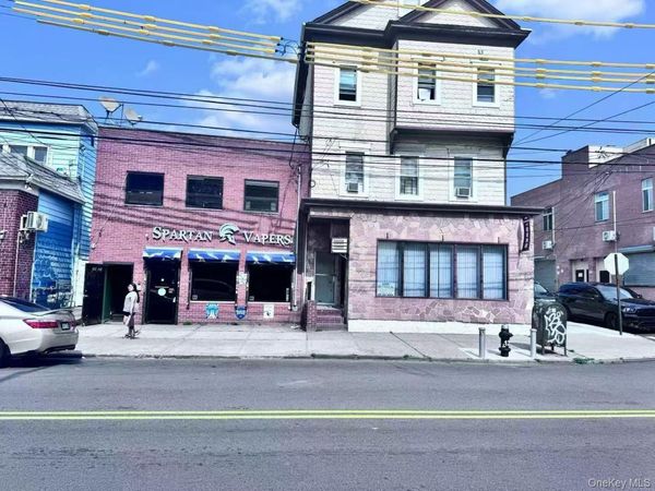 20-23 College Point Boulevard, Flushing, NY 11356