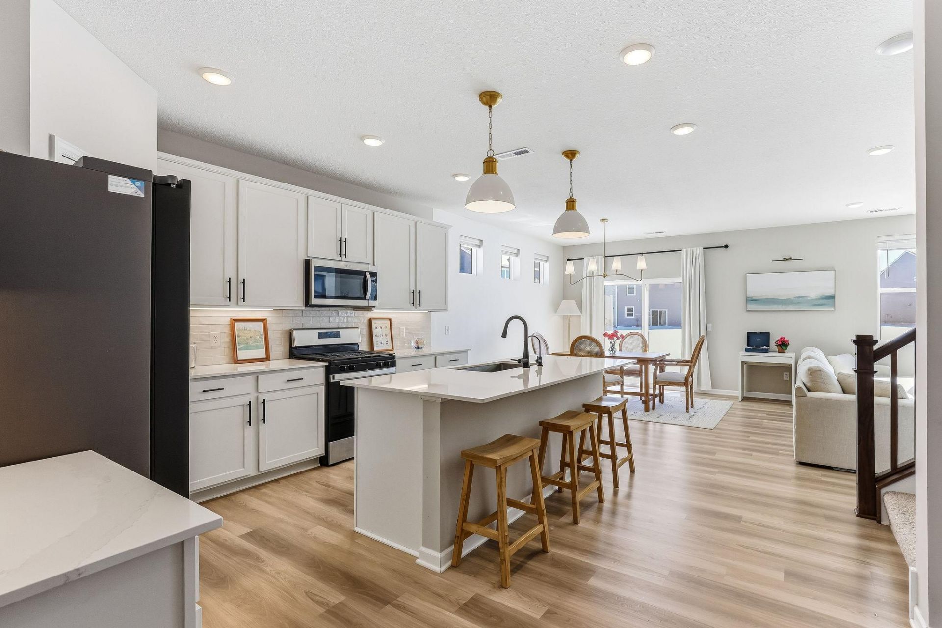 12800 Weber Court Rogers, MN 55374