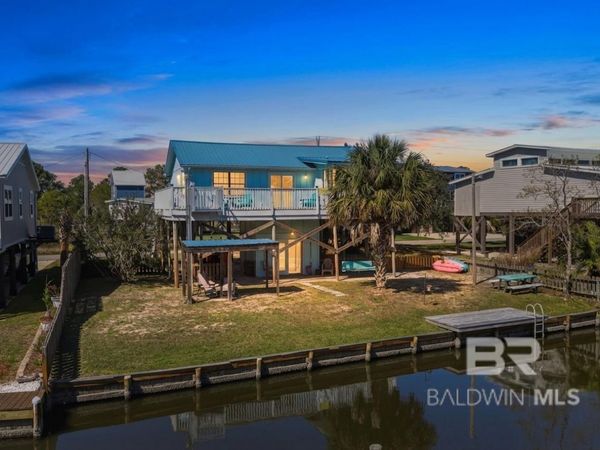 429 Creekview Avenue, Gulf Shores, AL 36542