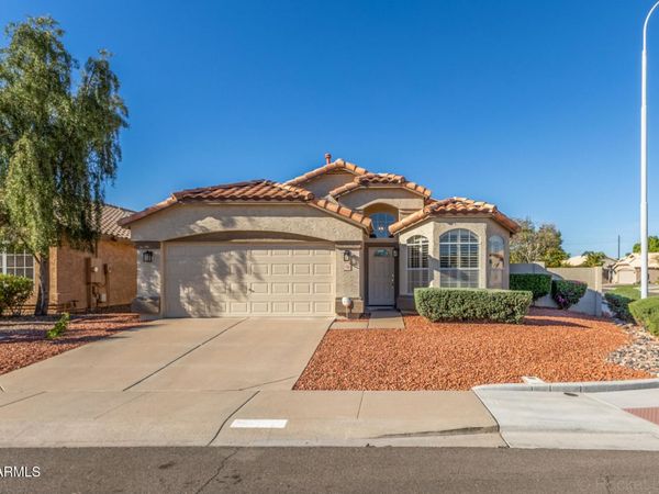 1760 W BROWNING Way, Chandler, AZ 85286
