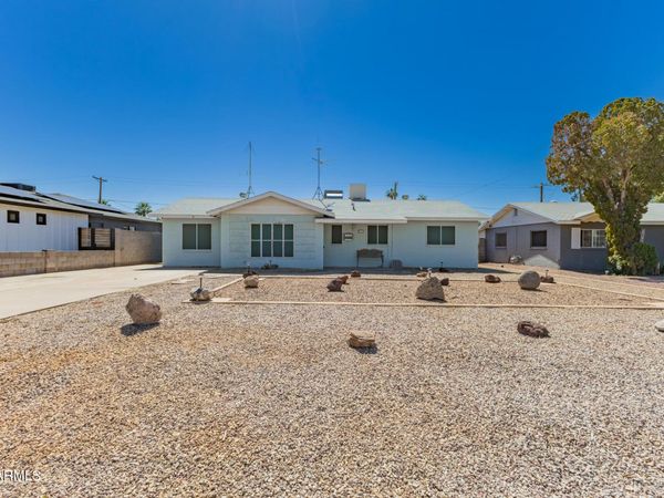 4323 E HUBBELL Street, Phoenix, AZ 85008