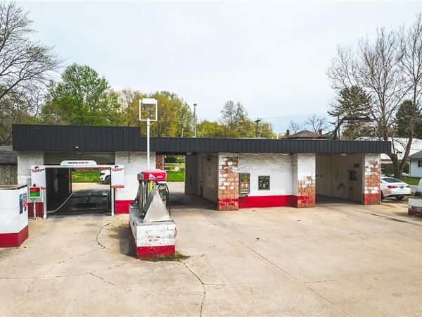 515 S Washington Street , Bunker Hill, IL 62014