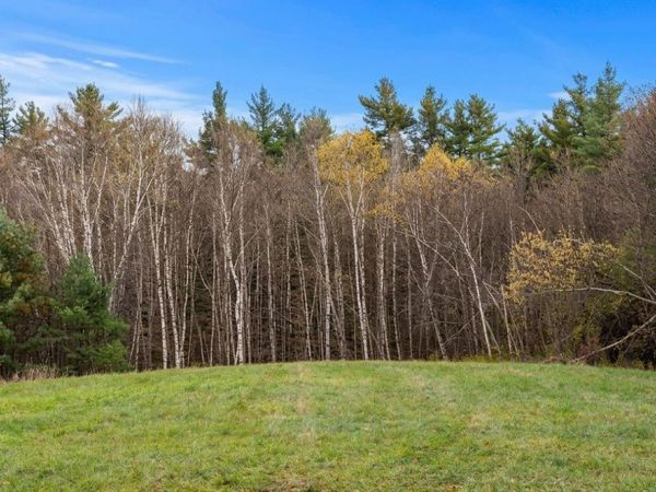 8a Stonegate Farm Road, Temple, NH 03084