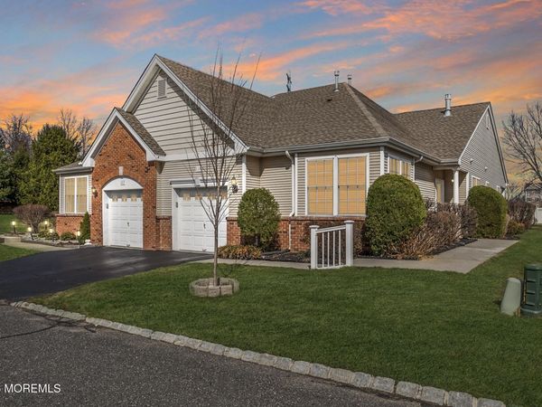 119 Burholme Drive, Hamilton, NJ 08691