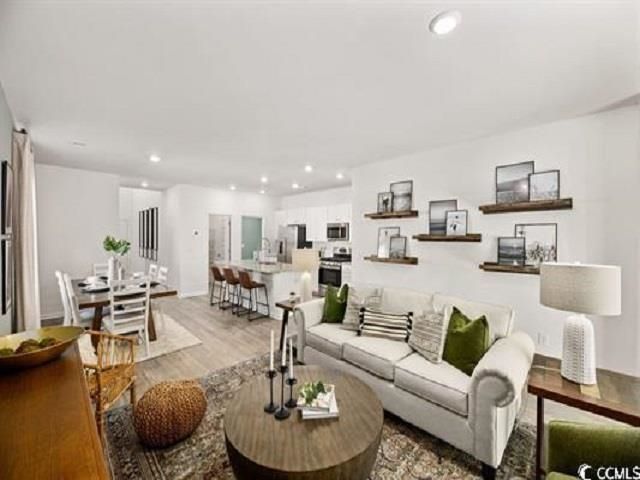 716 Locomotive Place Photo 9