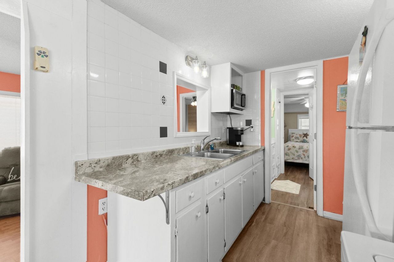 6001 - 5604 S Kings Hwy. Photo 15