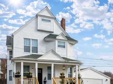 1417 W 77th Street, Cleveland, OH 44102