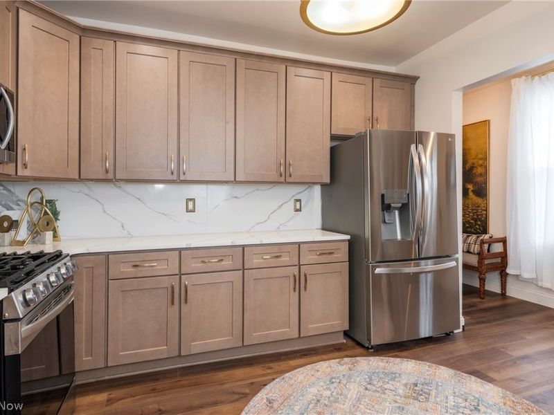 1417 W 77th Street , Cleveland, OH 44102 Photo 16