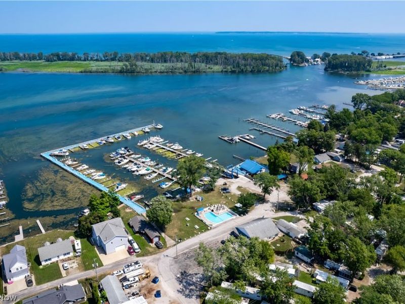 7401 E Harbor Road, Unit 33, Marblehead, OH 43440 Photo 22