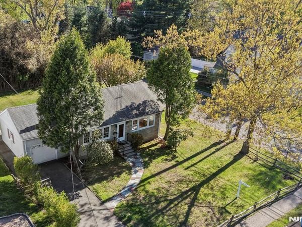 284 Madison Avenue, CRESSKILL, NJ 07626