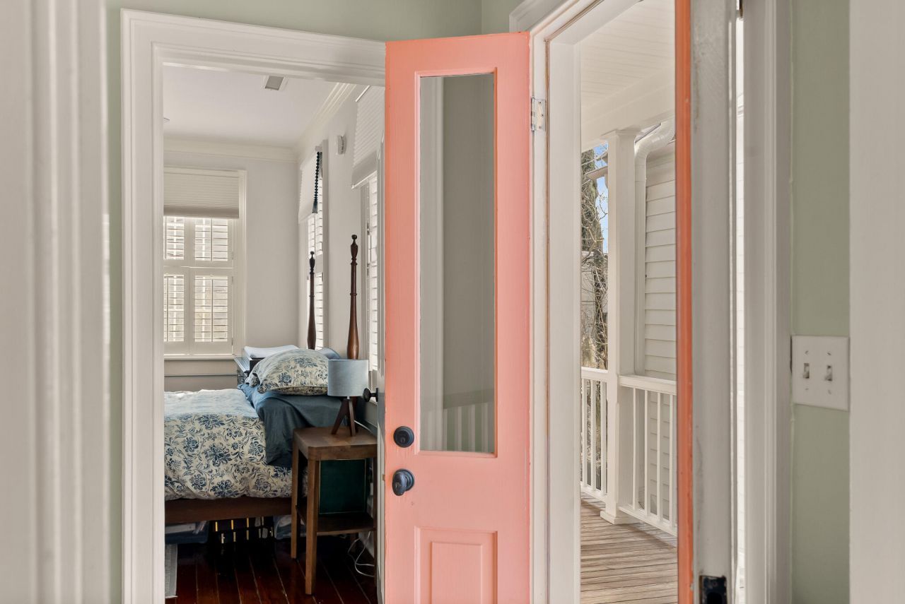 17 Anson Street Photo 43