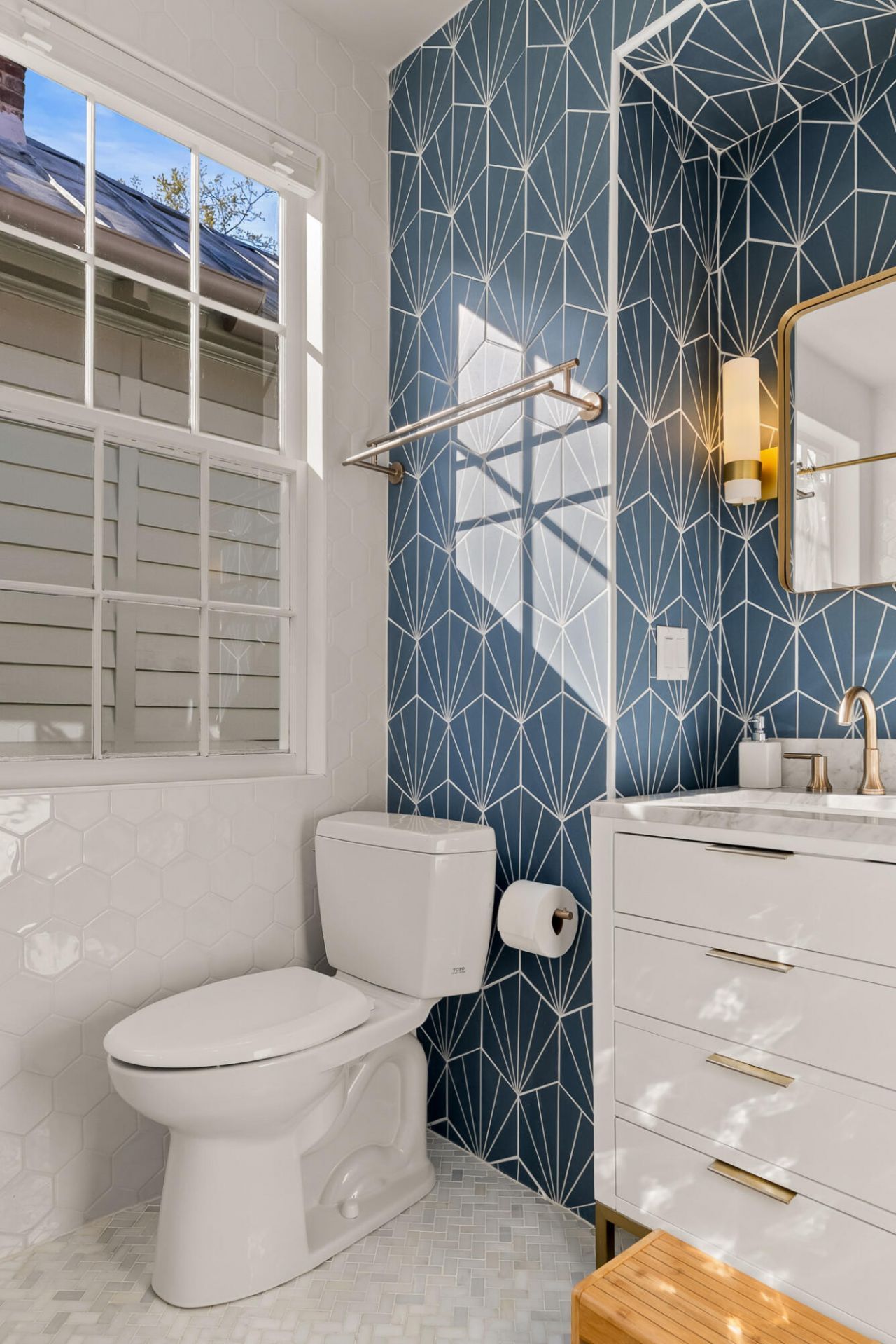 17 Anson Street Photo 47