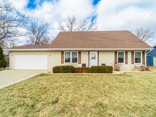 306 Bach Road, Schererville, IN 46375