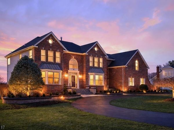 26 Davenport Way, Hillsborough, NJ 08844