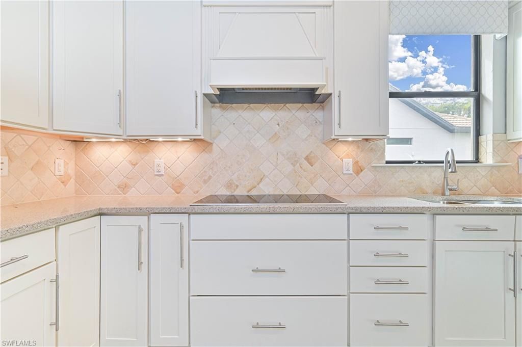 14589 Laguna Dr, Fort Myers, FL 33908 Photo