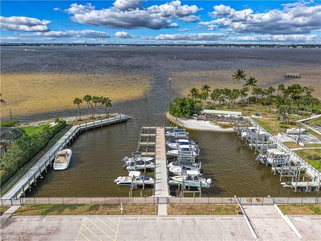 14589 Laguna Dr, Fort Myers, FL 33908 Photo