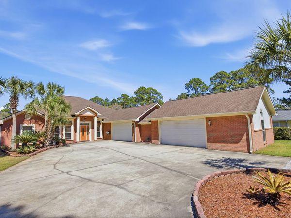 9600 Bone Bluff Drive, Navarre, FL 32566